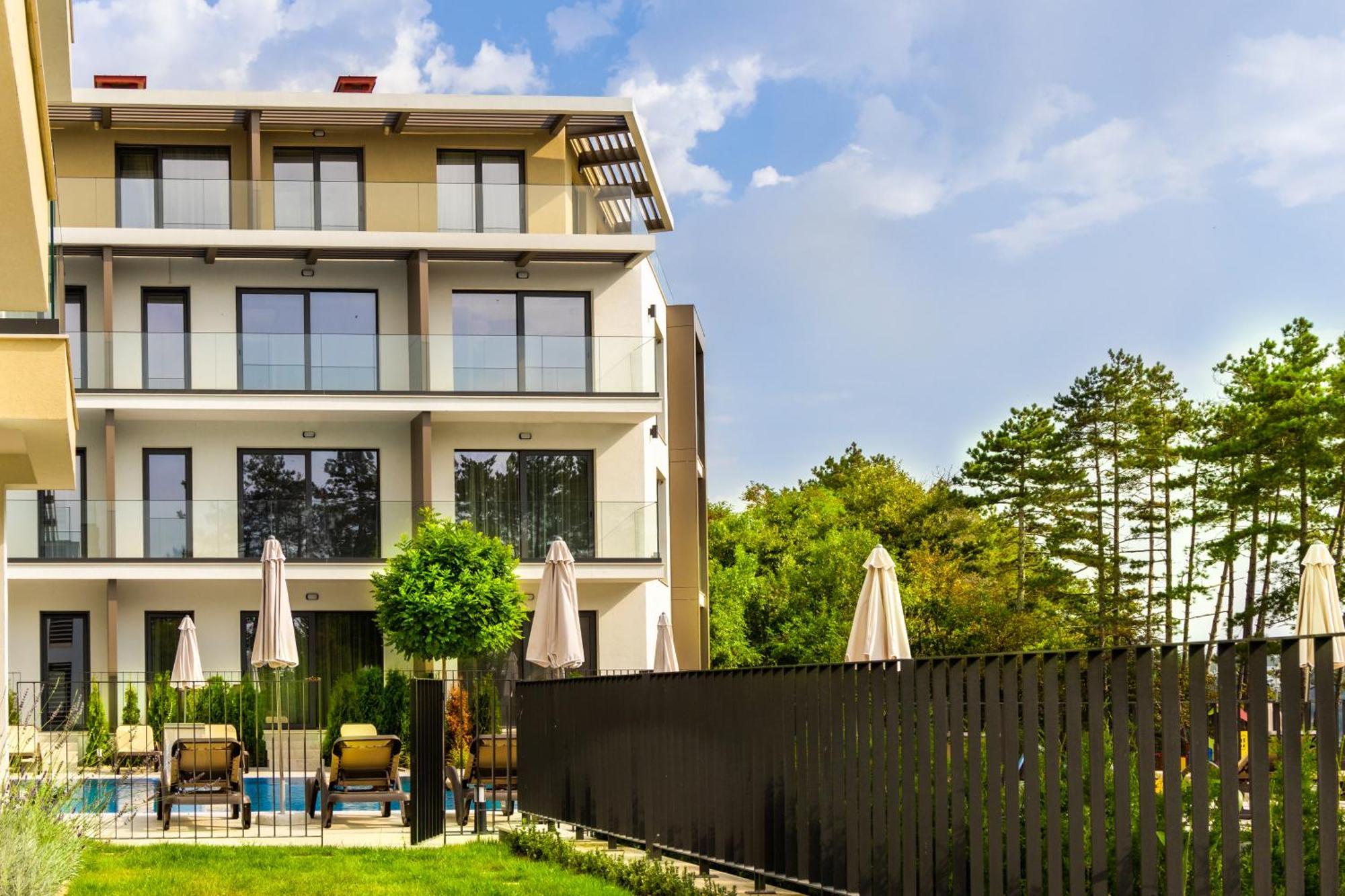 Open Sea Panorama Residence Obzor Exterior photo